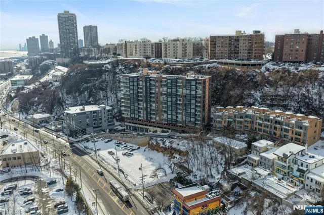$1,988,000 | 8701 Churchill Road, Unit 1401, North Bergen, NJ 07047