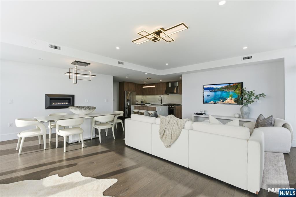 8701 Churchill Road, Unit 1401 North Bergen, NJ 07047 - Photo 8 of 50