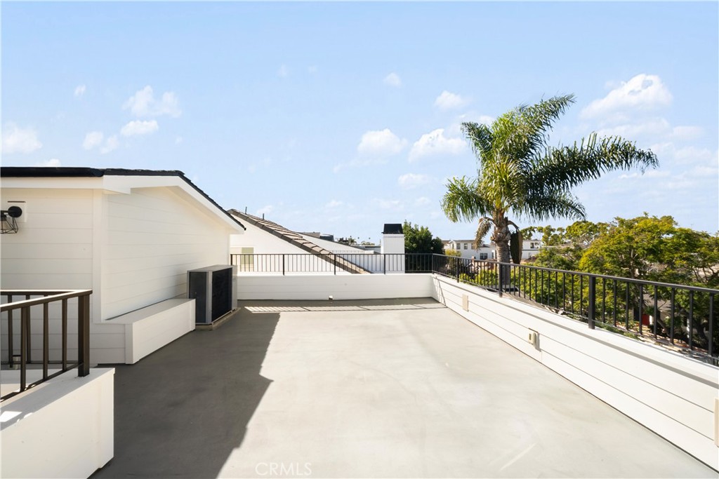 616 Acacia Avenue Corona del Mar, CA 92625 - Photo 17 of 20