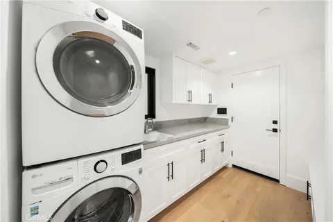 $15,000 | 616 Acacia Avenue, Corona del Mar, CA 92625