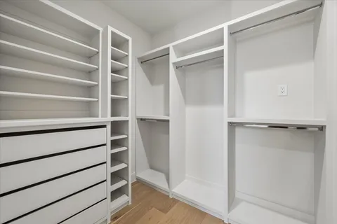 $1,395,000 | 107 East 24th Street, Houston, TX 77008