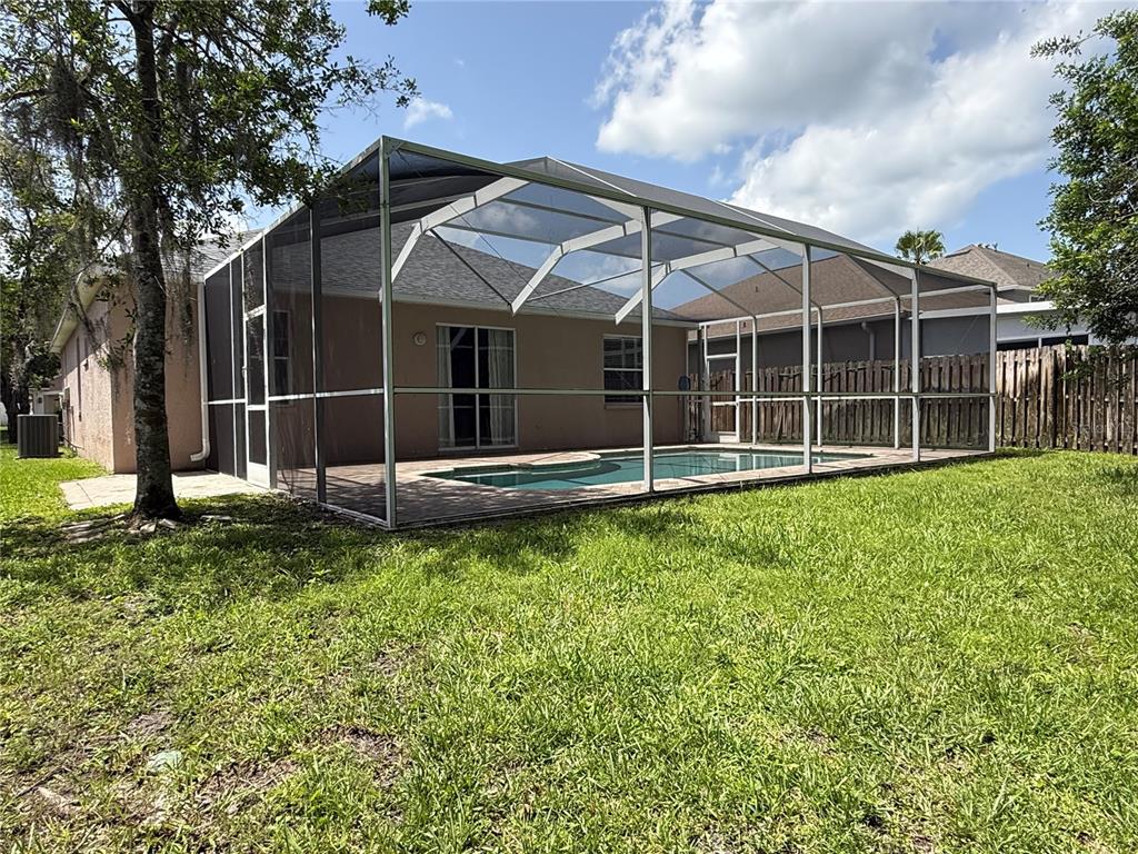 12521 Sparkleberry Road Tampa, FL 33626 - Photo 37 of 41