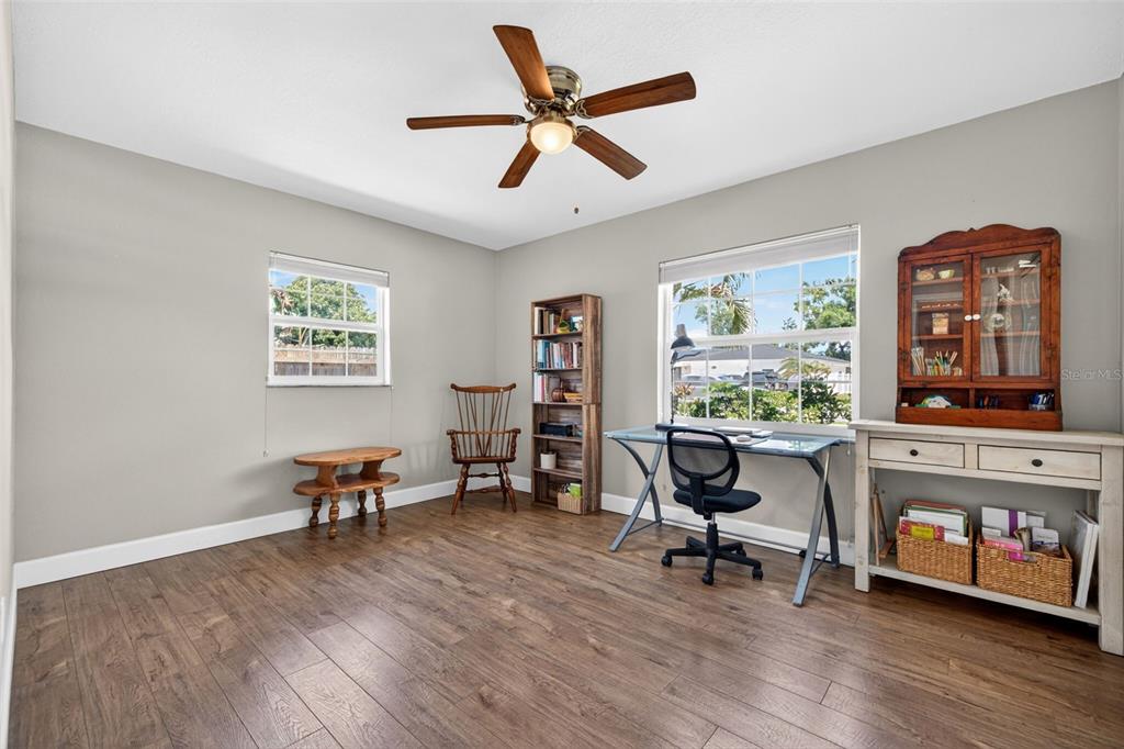 605 Mehlenbacher Road Belleair Bluffs, FL 33770 - Photo 22 of 38