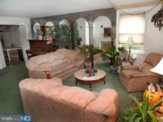 5 Bennington Road Havertown, PA 19083 - Photo 4 of 6 Gallery Image 4