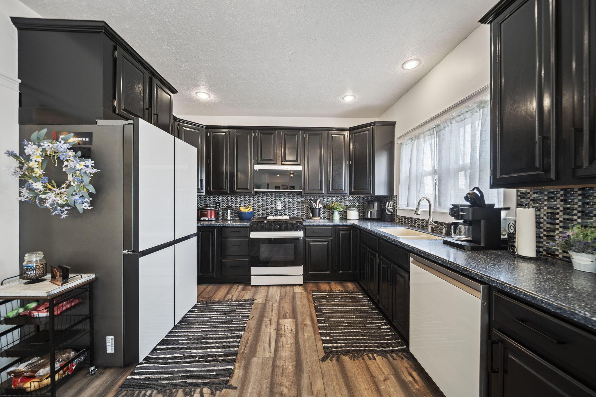 29814 Wolfe Road Circleville, OH 43113 - Photo 13 of 95 KITCHEN 1