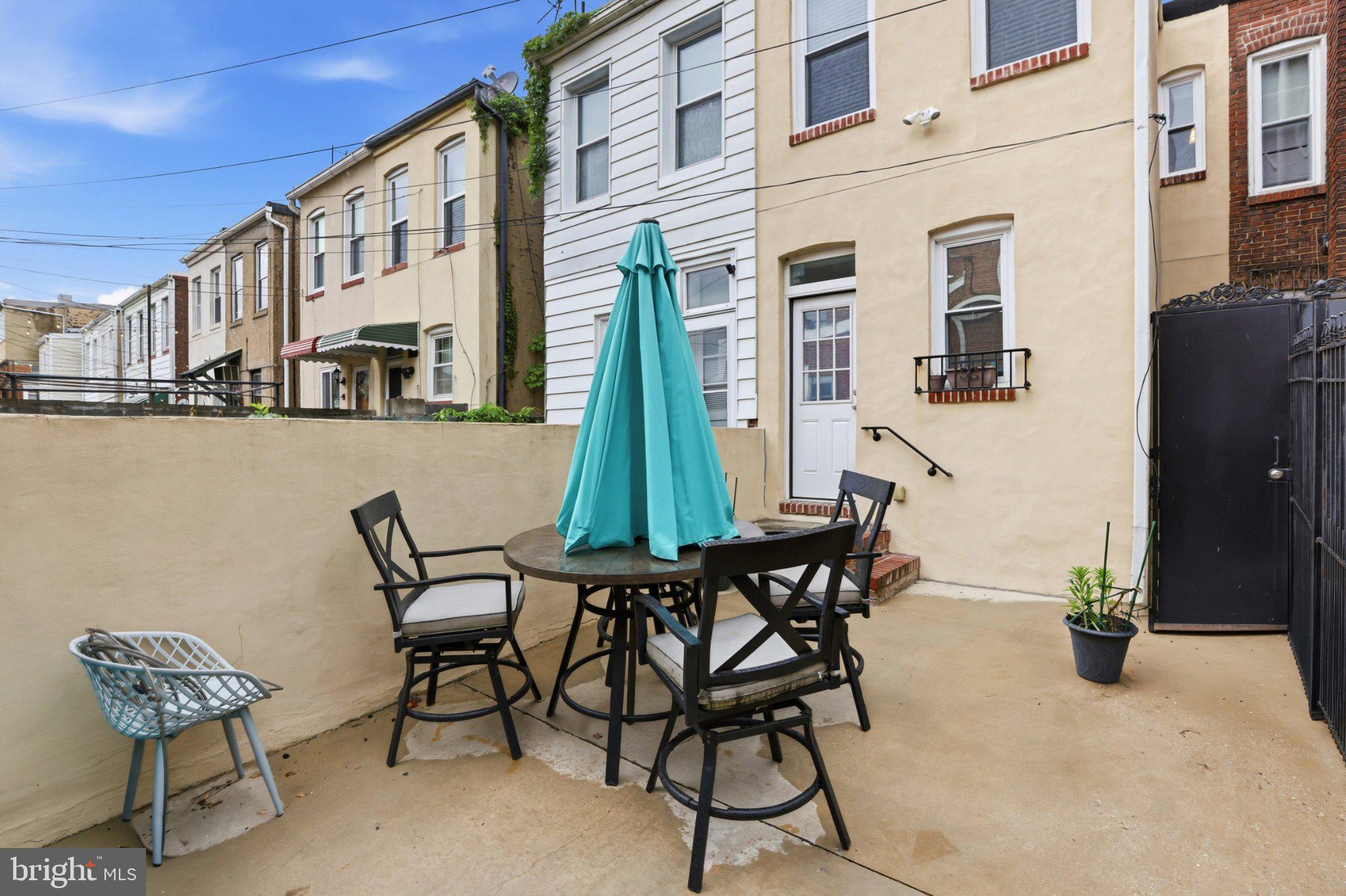222 South Exeter Street Baltimore, MD 21202 - Photo 31 of 41 a view of an outdoor seating area