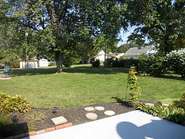 1216 Kenwick Road Columbus, OH 43209 - Photo 12 of 14 Gallery Image 12