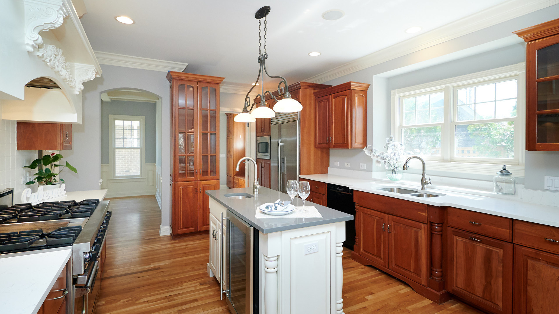 416 North County Line Road Hinsdale, IL 60521 - Photo 8 of 41
