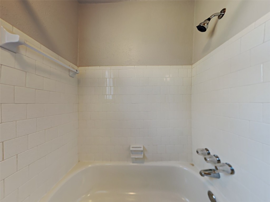 14919 Wainsfield Lane Channelview, TX 77530 - Photo 10 of 17