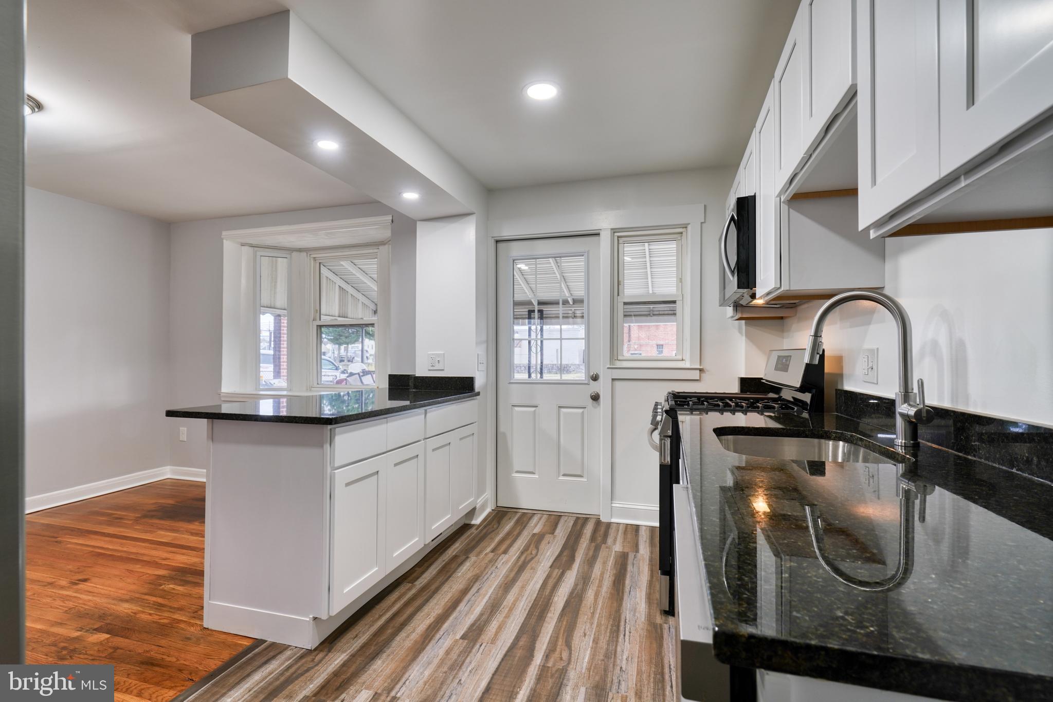 7255 Stratton Way Baltimore, MD 21224 - Photo 13 of 37 Gallery Image 13