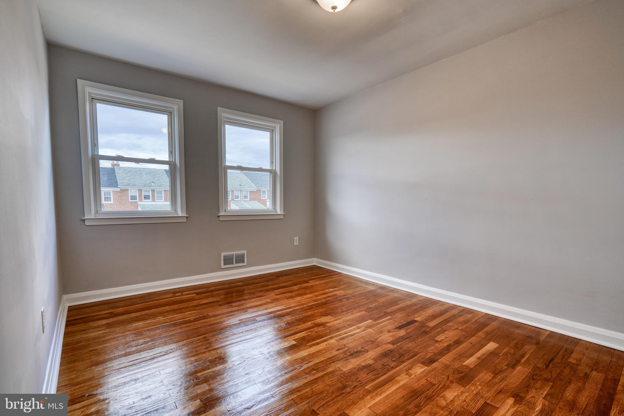 7255 Stratton Way Baltimore, MD 21224 - Photo 17 of 37 Gallery Image 17
