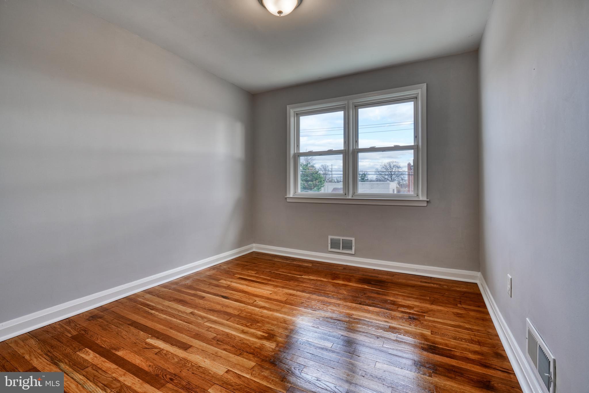 7255 Stratton Way Baltimore, MD 21224 - Photo 20 of 37 Gallery Image 20