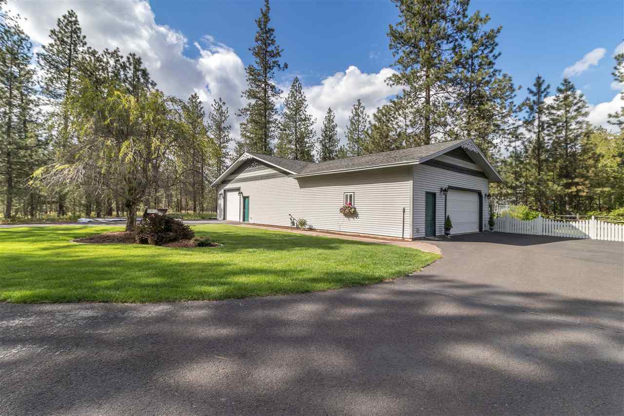 27714 North Regal Road Chattaroy, WA 99003 - Photo 3 of 20 Gallery Image 3