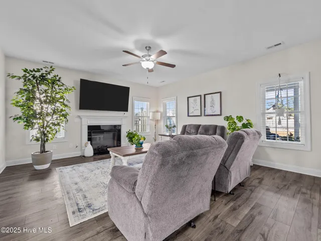 $509,999 | 104 Tundra Trail, Swansboro, NC 28584