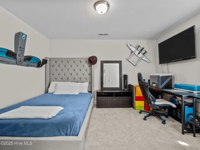 $509,999 | 104 Tundra Trail, Swansboro, NC 28584