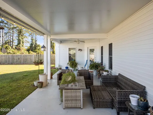 $509,999 | 104 Tundra Trail, Swansboro, NC 28584