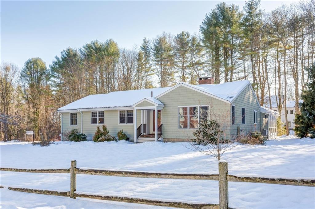 3 Lanewood Road Cumberland, ME 04110 - Photo 1 of 35 Cumberland Foreside fabulous one...