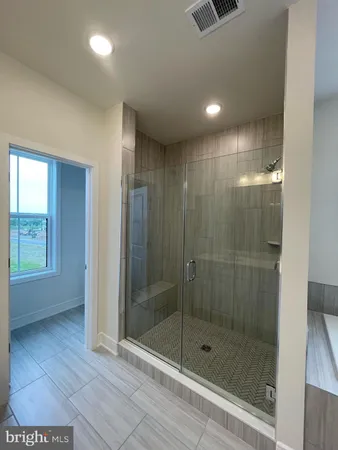 $3,300 | 43362 Farringdon Square, Ashburn, VA 20148