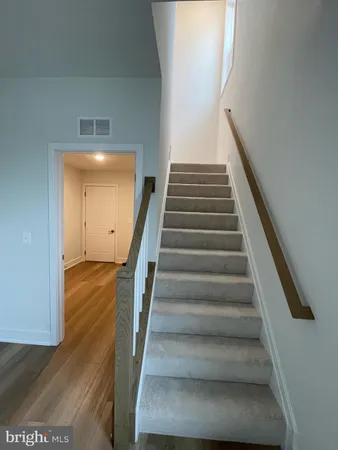 $3,300 | 43362 Farringdon Square, Ashburn, VA 20148