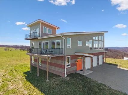 $750,000 | 1029 Hoffman Road, Smithton, PA 15479
