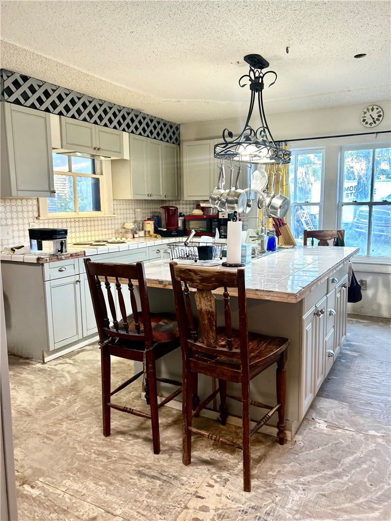 2123 Ellis Street Brunswick, GA 31520 - Photo 14 of 19 Kitchen