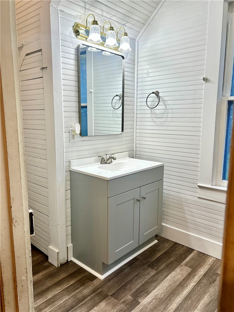 2123 Ellis Street Brunswick, GA 31520 - Photo 7 of 19 1st floor bathroom vanity