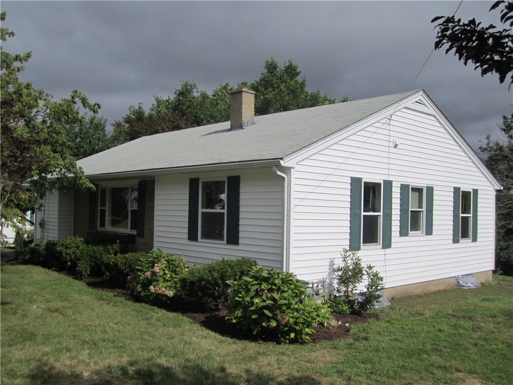 457 River Road Lincoln, RI 02865 - Photo 3 of 18