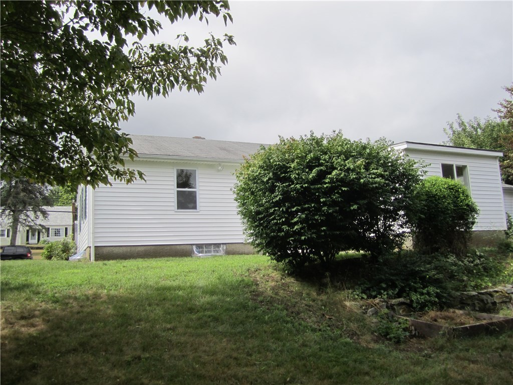457 River Road Lincoln, RI 02865 - Photo 8 of 18