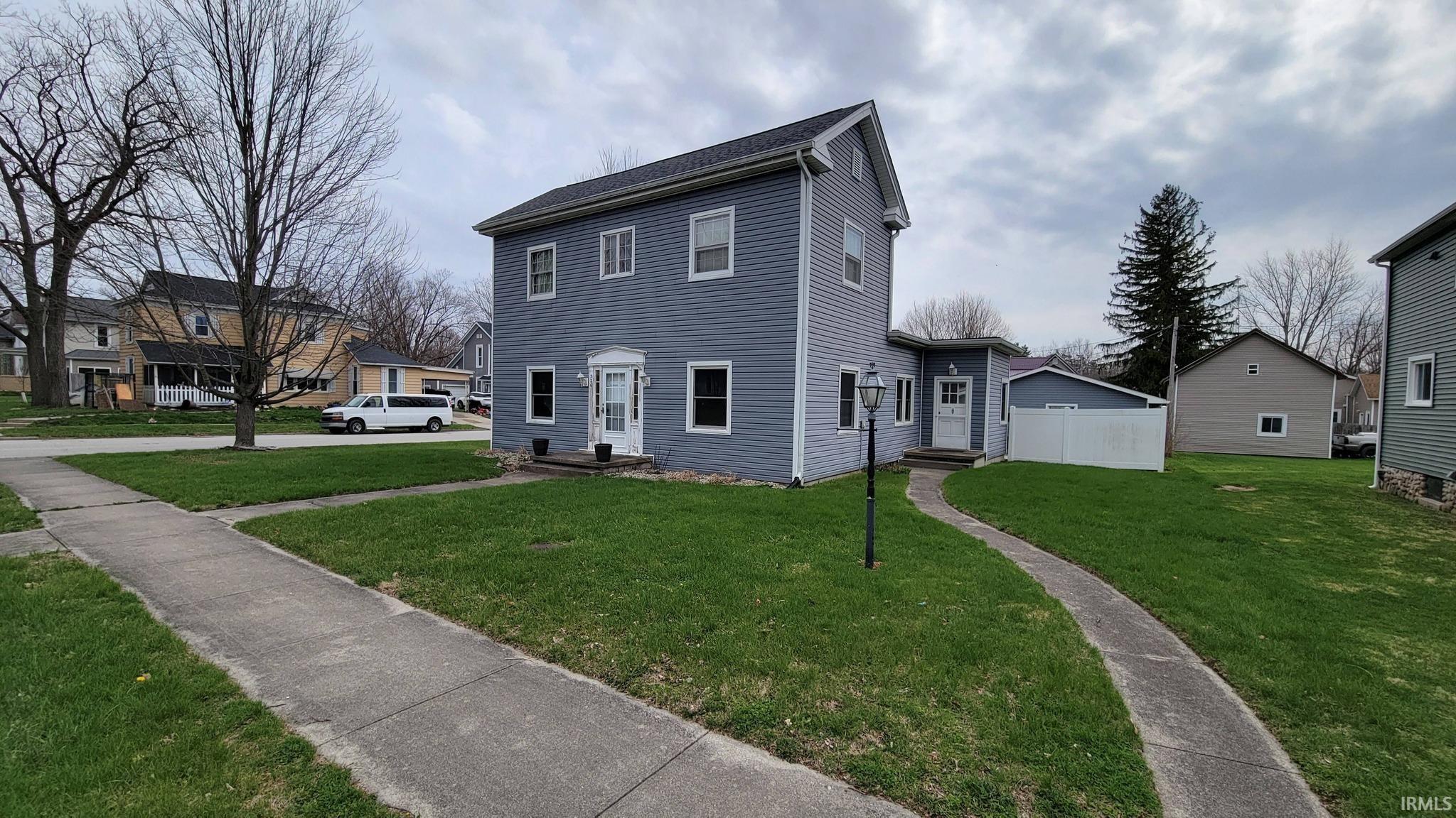 326 North Main Street Warren, IN 46792 - Photo 2 of 35