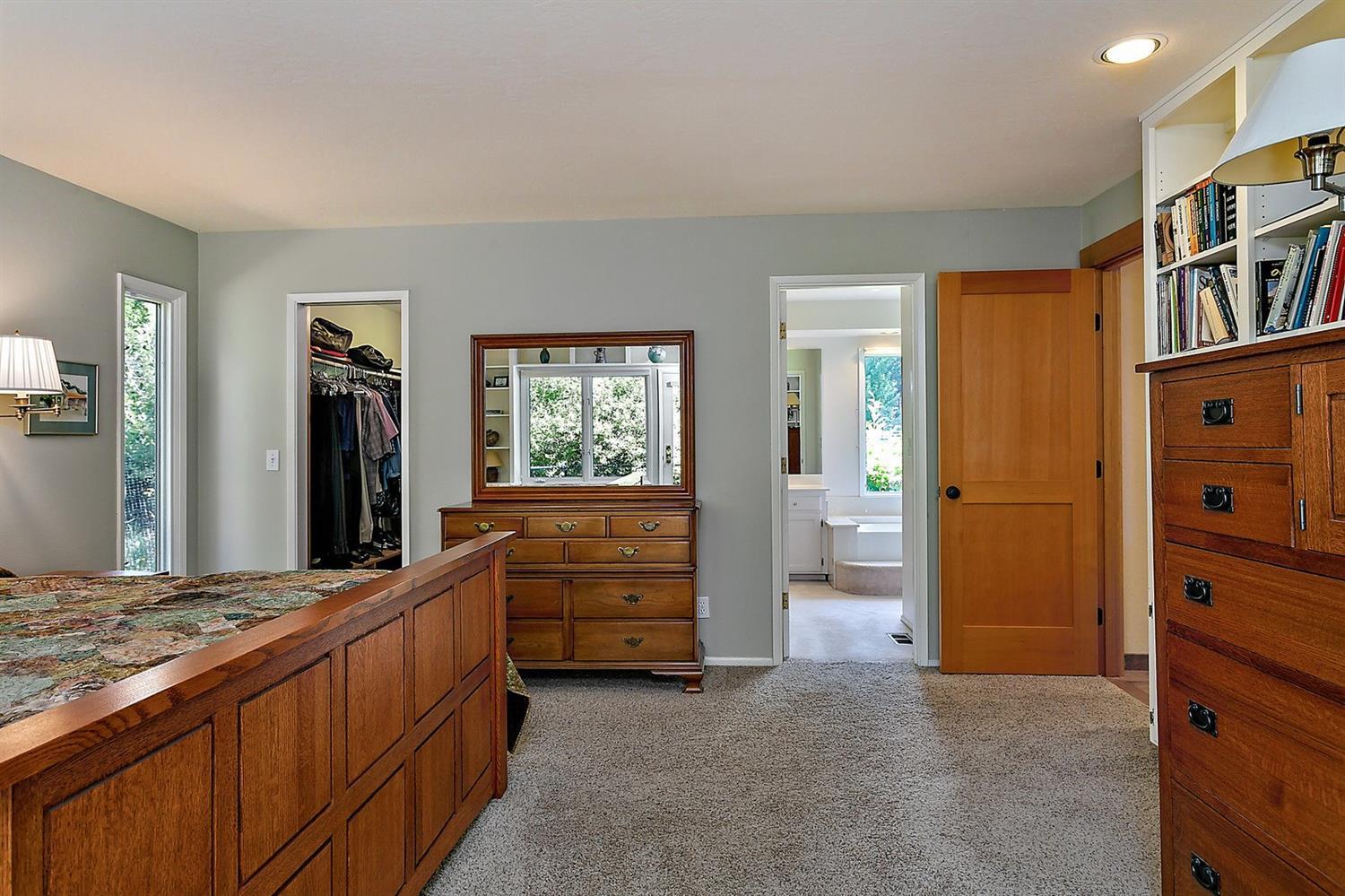 2726 Eastside Road Jacksonville, OR 97530 - Photo 25 of 35 Additional Photo