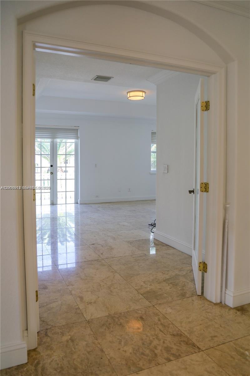 16473 Southwest 59th Terrace Miami, FL 33193 - Photo 18 of 35