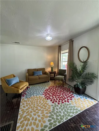 $1,199 | 1514 South 15th Street, Temple, TX 76504
