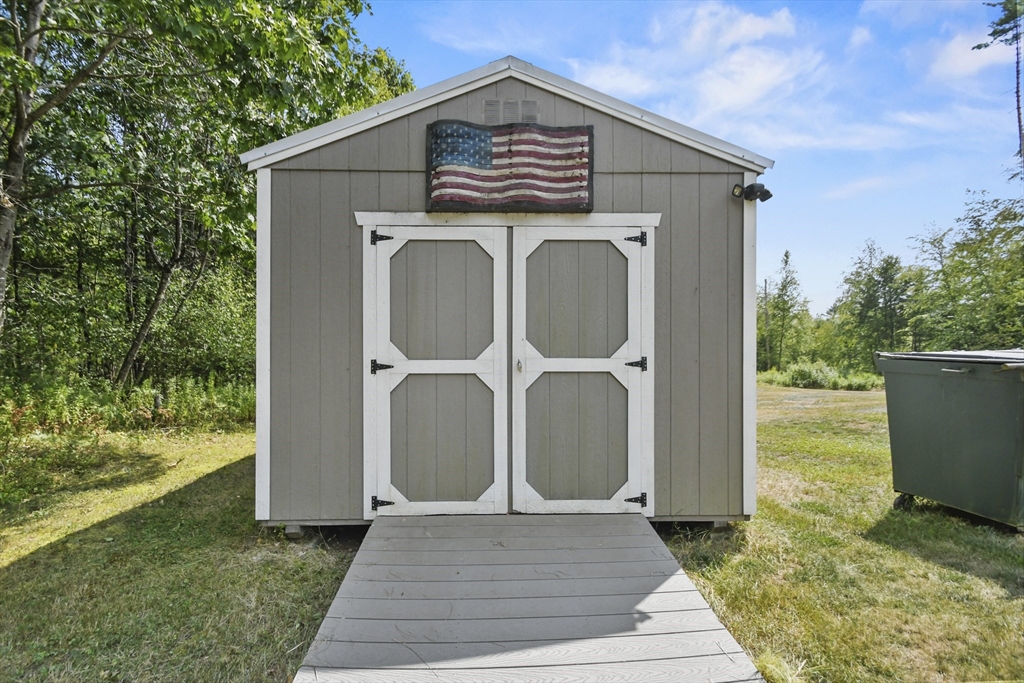 286-288 Butterworth Road Orange, MA 01364 - Photo 4 of 28 Gallery Image 4