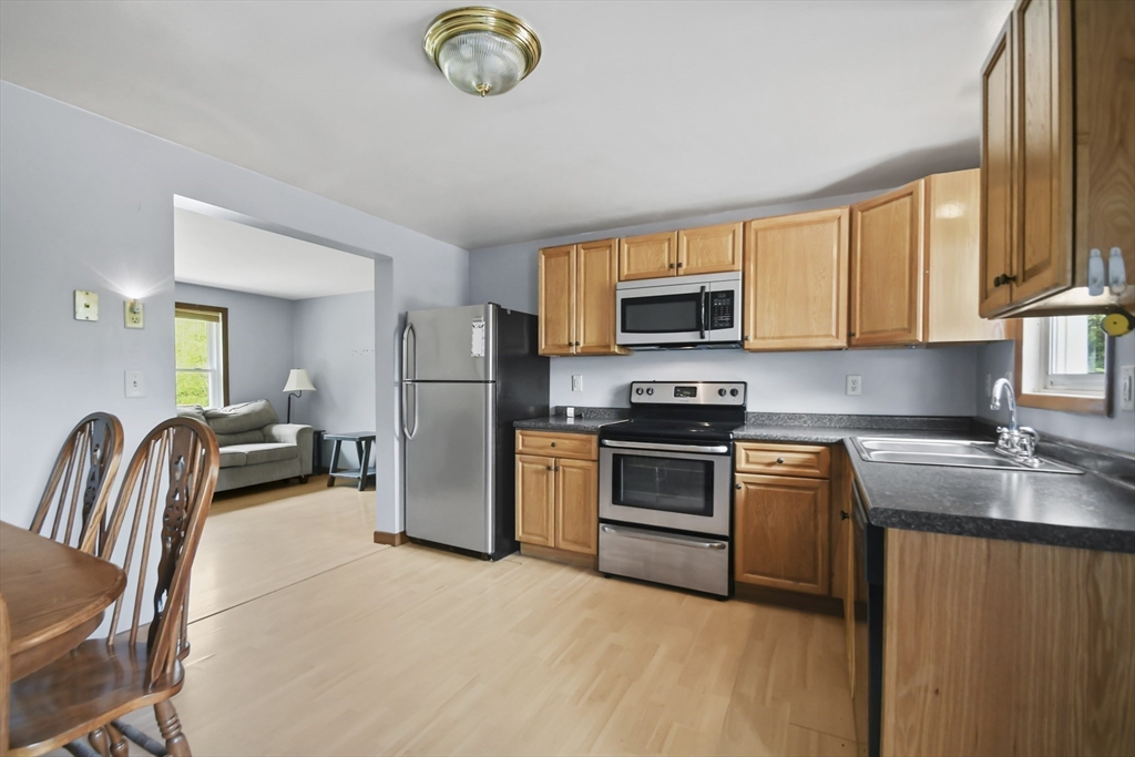 286-288 Butterworth Road Orange, MA 01364 - Photo 7 of 28 Gallery Image 7