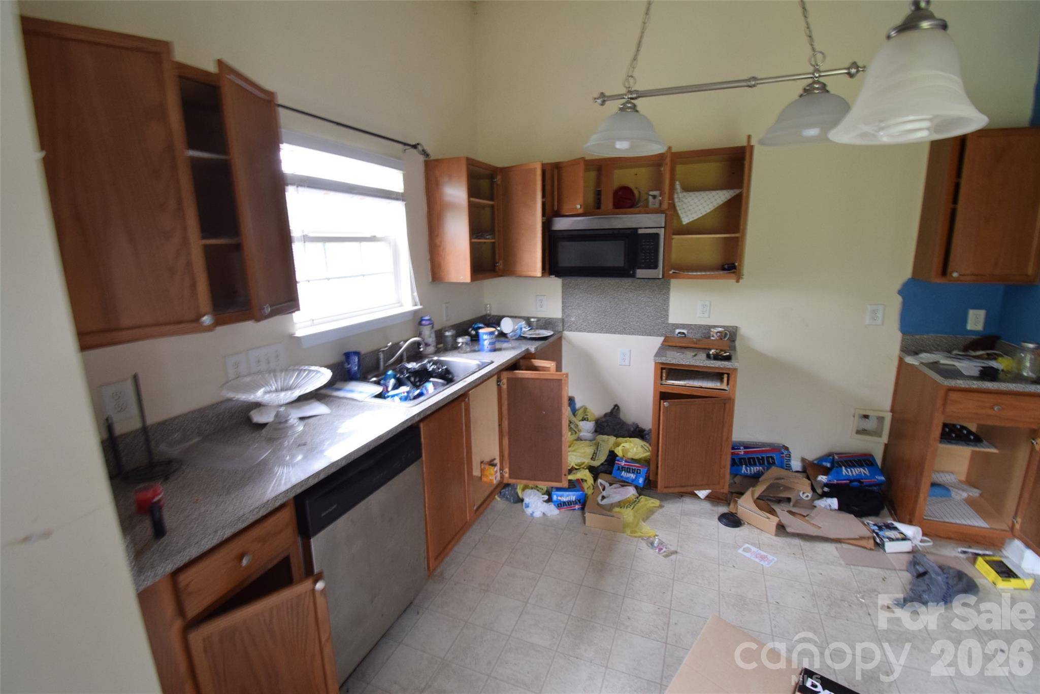 633 Overlook Road Lowell, NC 28098 - Photo 6 of 14