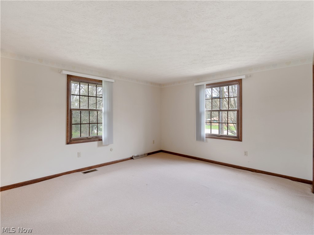 1809 Dexter Road Northeast Massillon, OH 44646 - Photo 16 of 35 Gallery Image 16