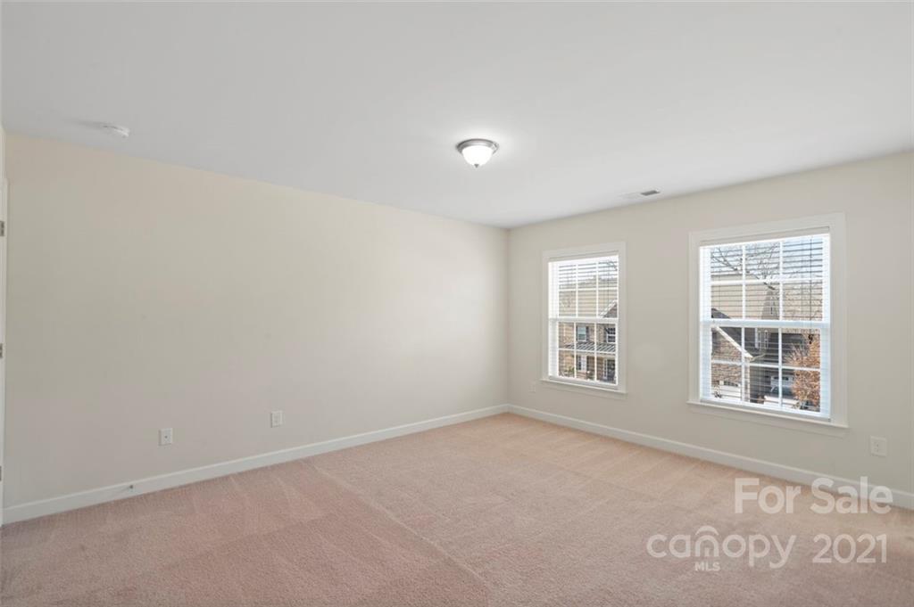 4331 Oxford Mill Road Waxhaw, NC 28173 - Photo 29 of 48 an empty room with windows