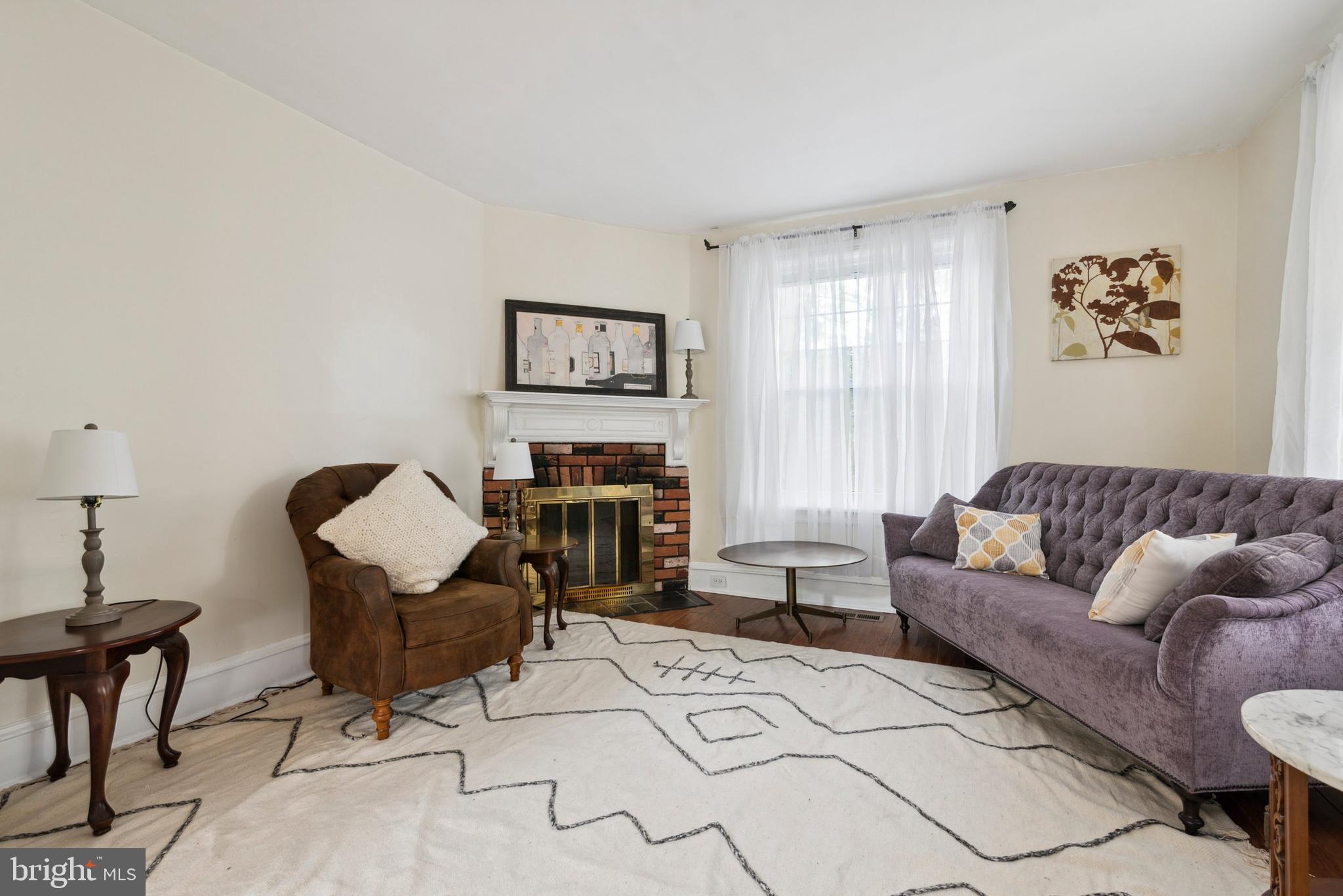 318 Bewley Road Havertown, PA 19083 - Photo 5 of 24 Family room/Fireplace