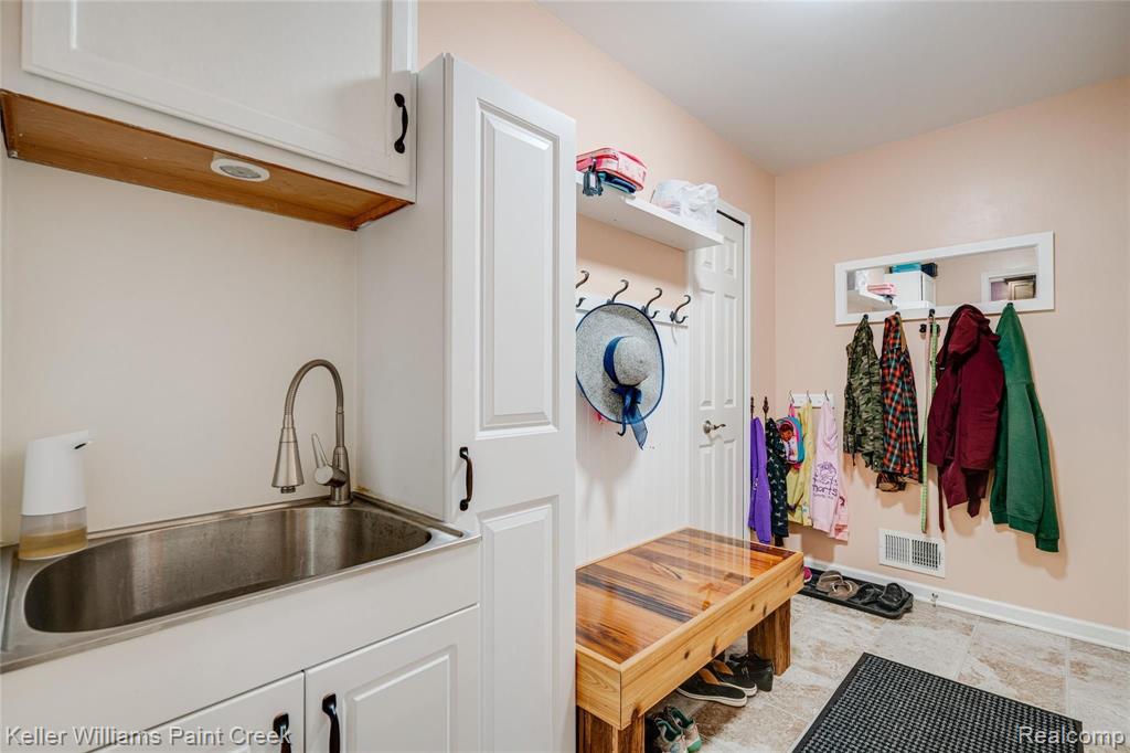 52046 Boland Road Chesterfield, MI 48047 - Photo 21 of 54