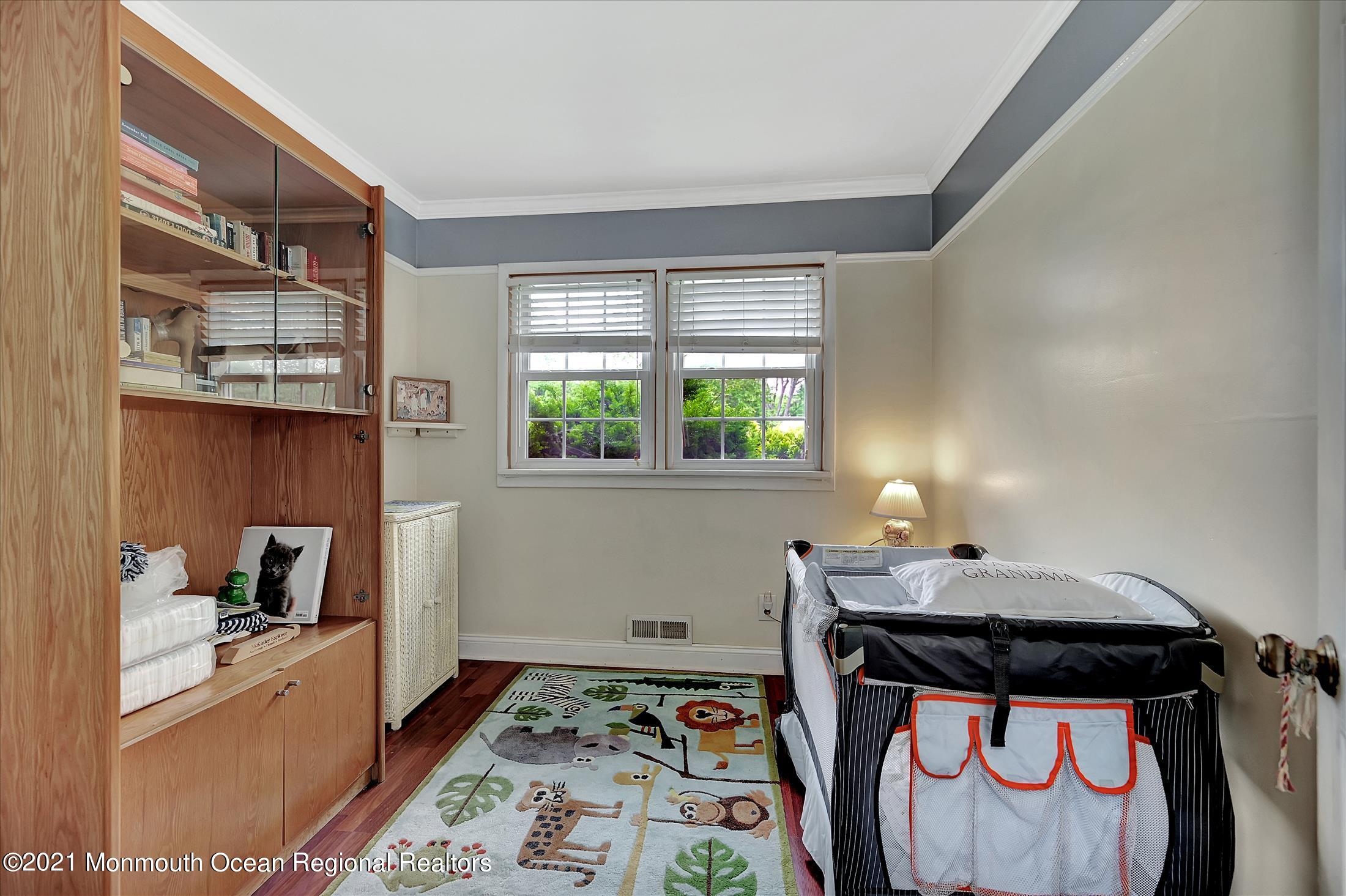 9 Sedgwick Road Hamilton, NJ 08690 - Photo 16 of 26 9 Sedgwick Rd Bedroom