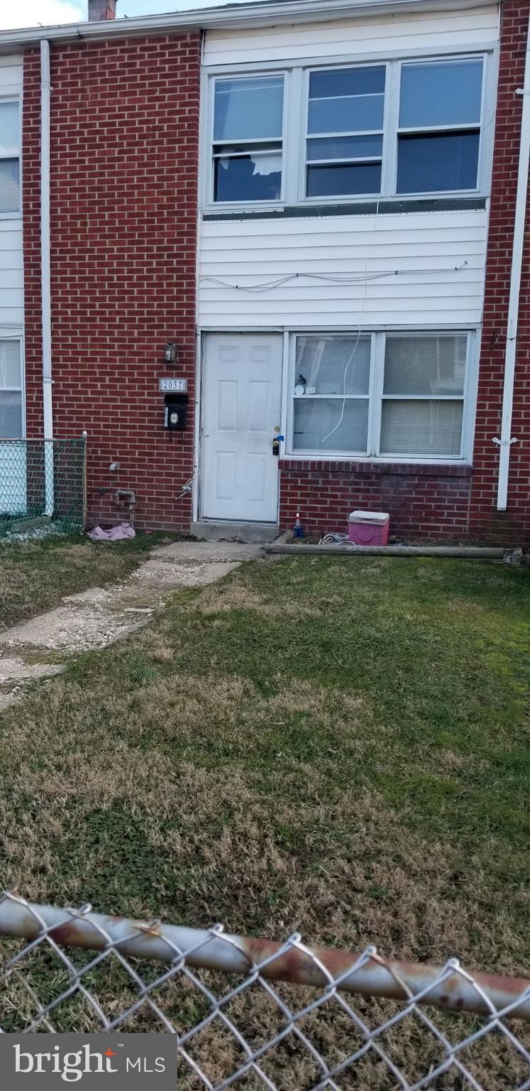 2037 Kelmore Road Baltimore, MD 21222 - Photo 3 of 12 Side of exterior of the front of house