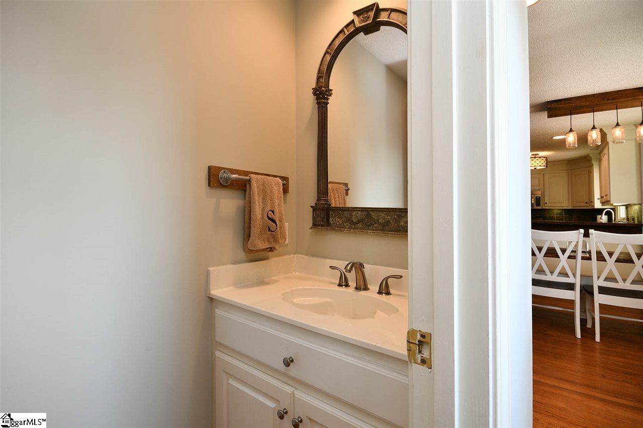 636 Mountain View Road Williamston, SC 29697 - Photo 6 of 33 Gallery Image 6