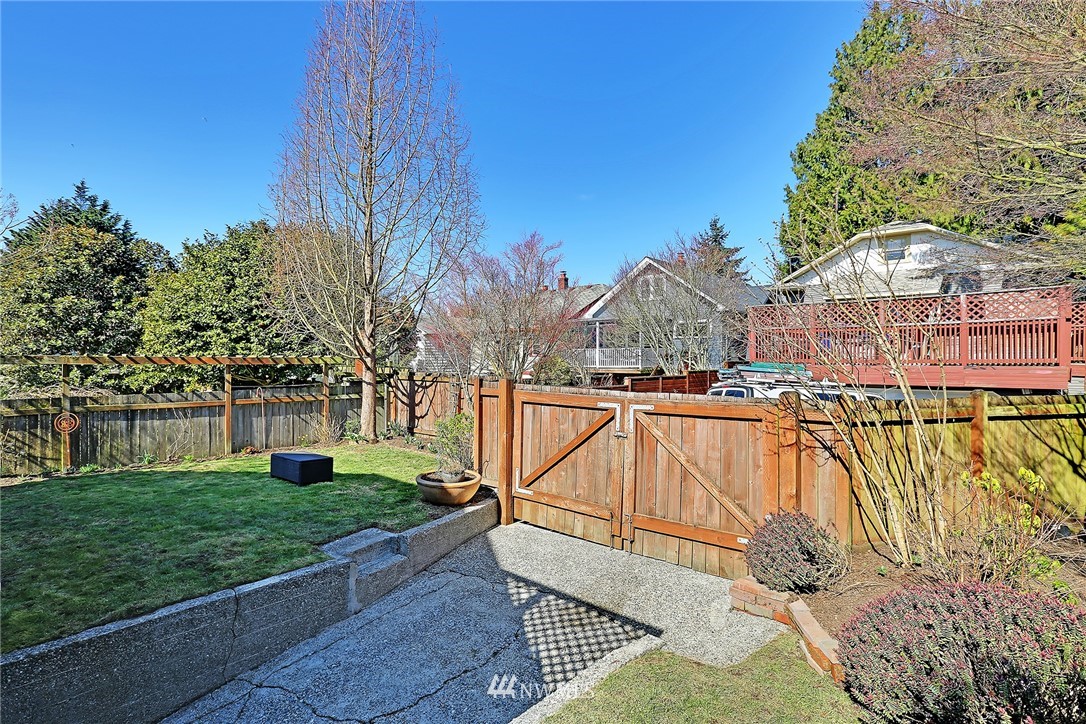 534 North 79th Street Seattle, WA 98103 - Photo 33 of 36 Gallery Image 33