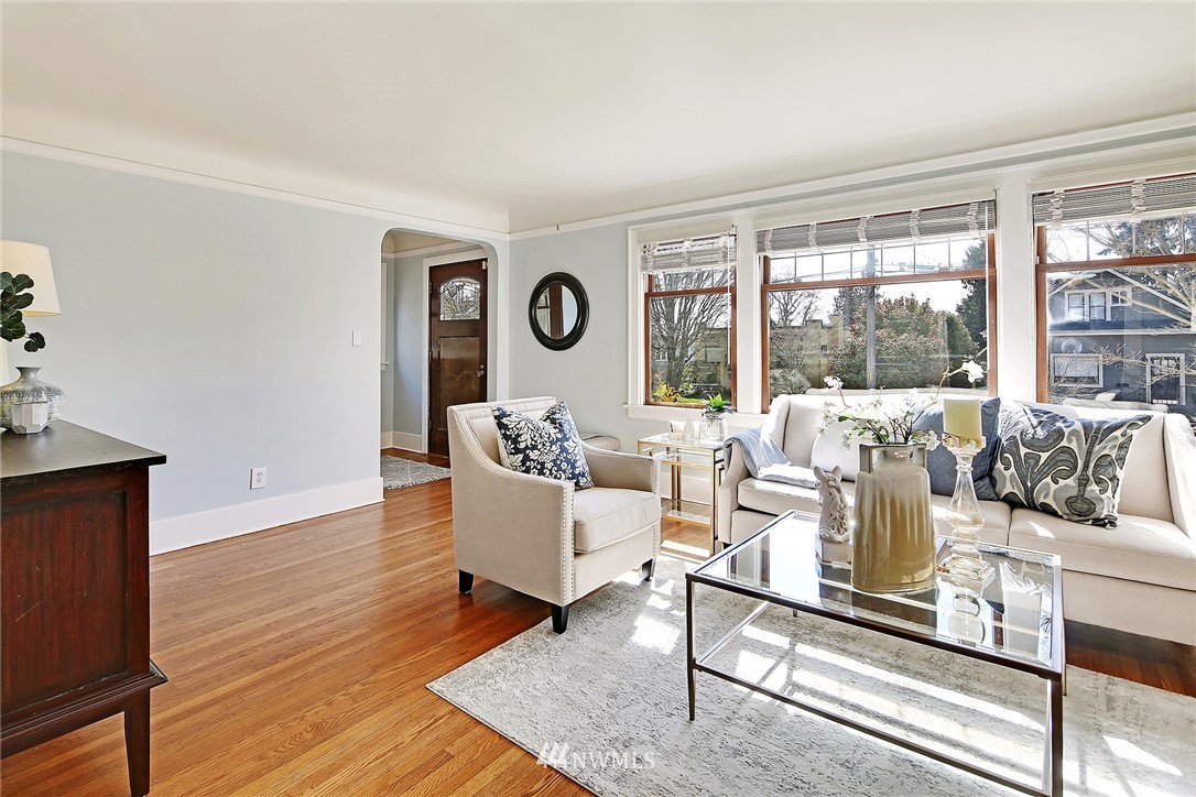 534 North 79th Street Seattle, WA 98103 - Photo 5 of 36 Gallery Image 5