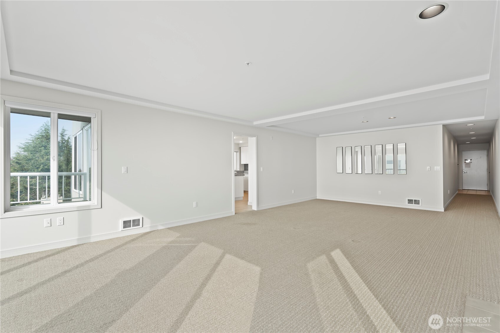 601 West Mercer Place, Unit 401 Seattle, WA 98119 - Photo 7 of 25