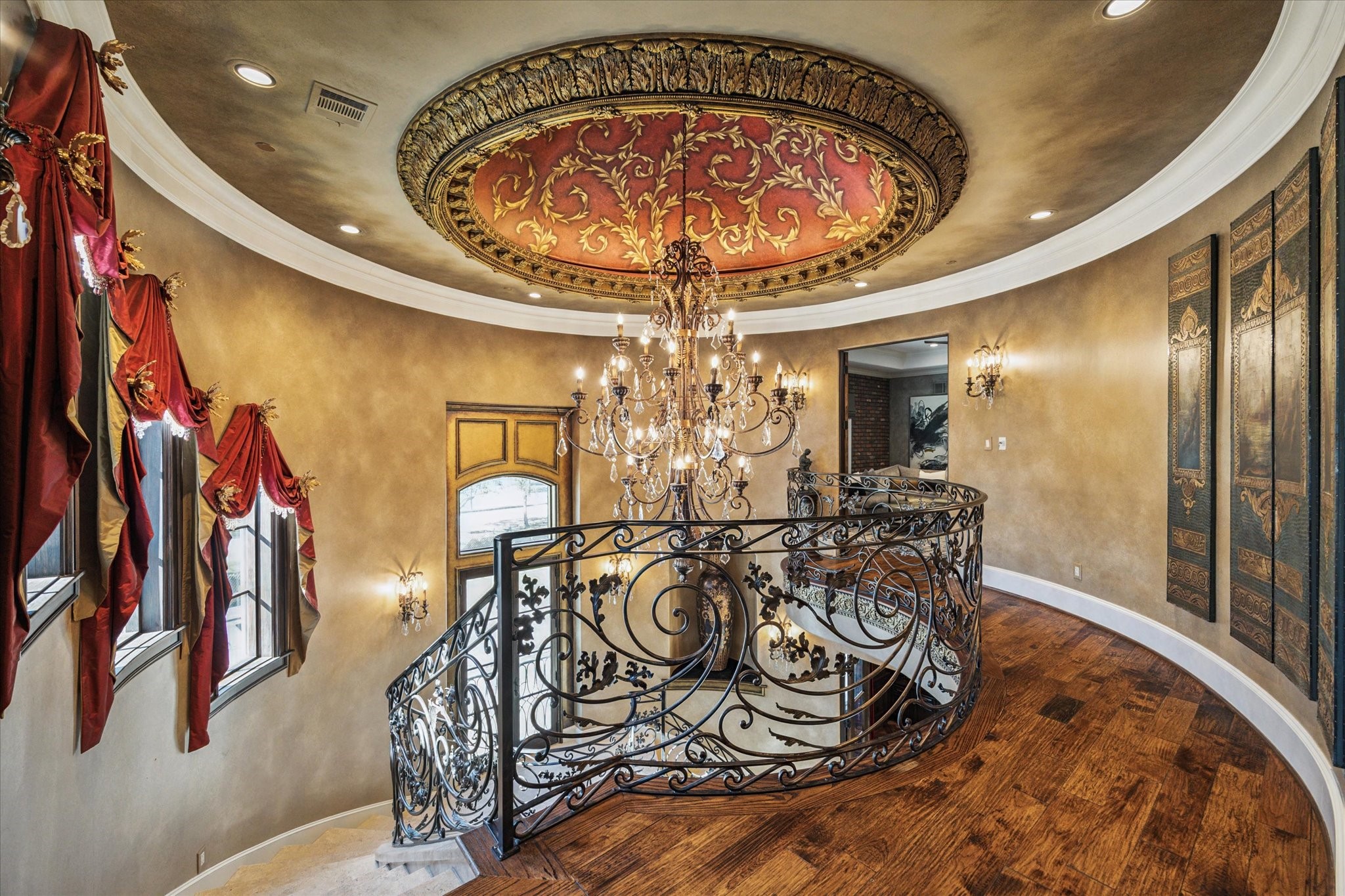 11095 Memorial Drive Houston, TX 77024 - Photo 20 of 48 a view of a entryway