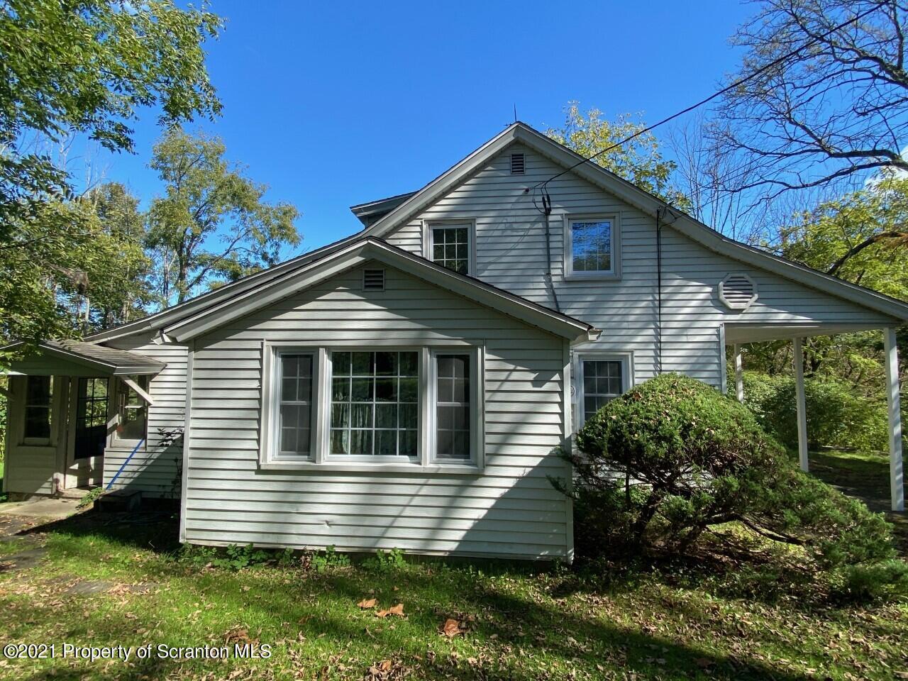 1966 Falls Road Dalton, PA 18414 - Photo 17 of 22 Gallery Image 17