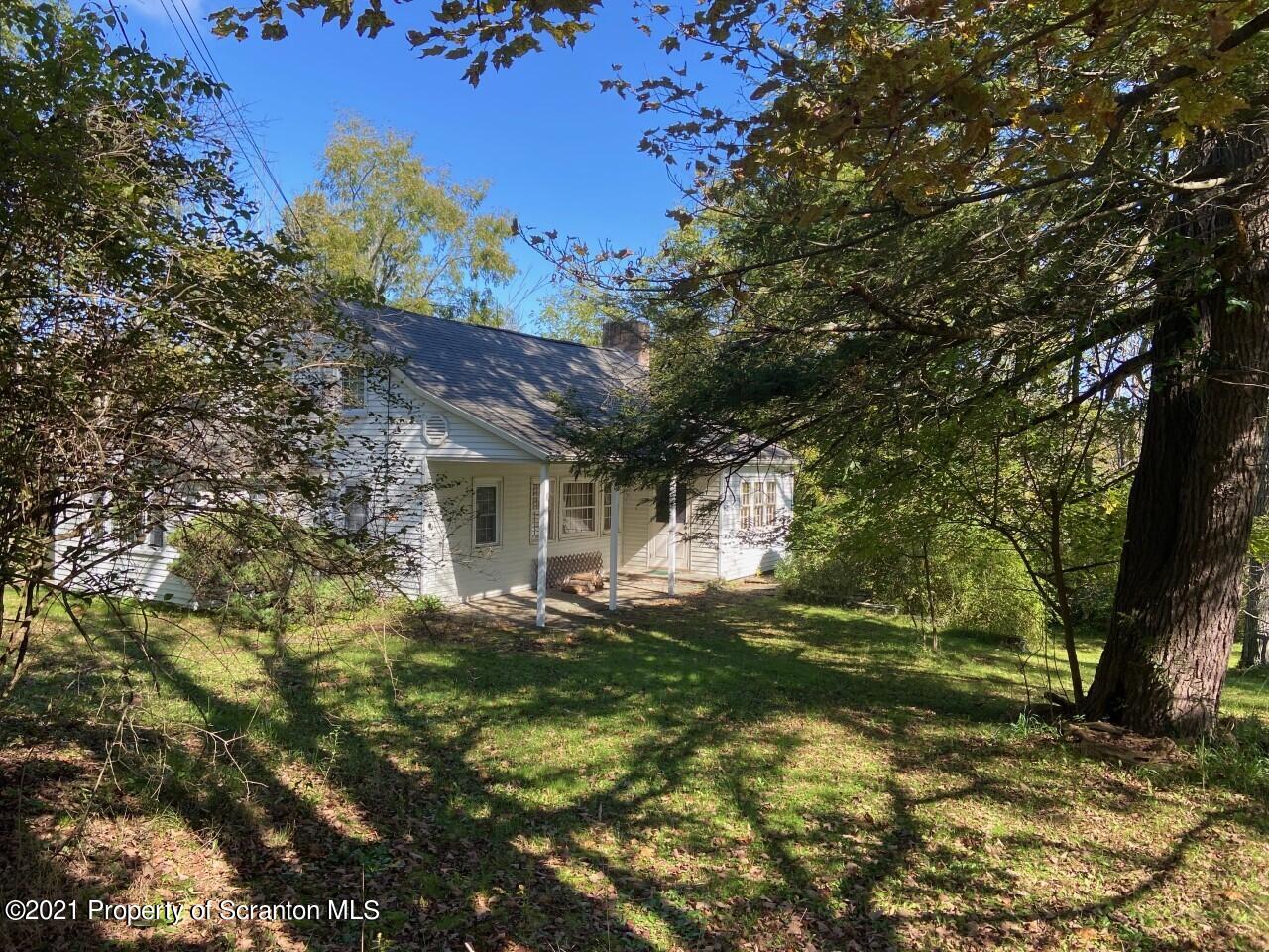 1966 Falls Road Dalton, PA 18414 - Photo 3 of 22 Gallery Image 3