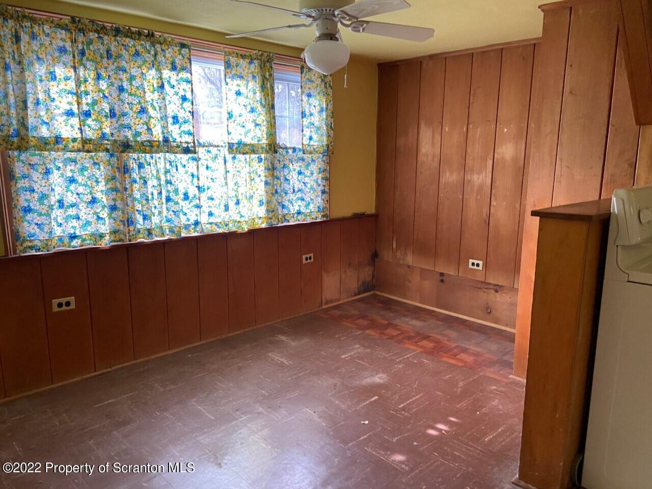 1966 Falls Road Dalton, PA 18414 - Photo 7 of 22 Gallery Image 7