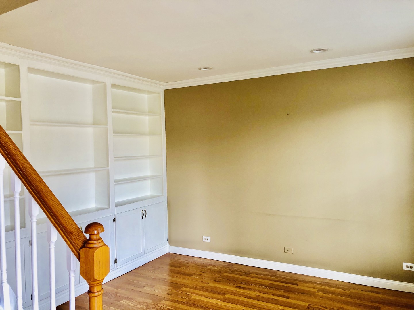 1675 Kautz Road Aurora, IL 60504 - Photo 4 of 57 a view of empty room with wooden floor